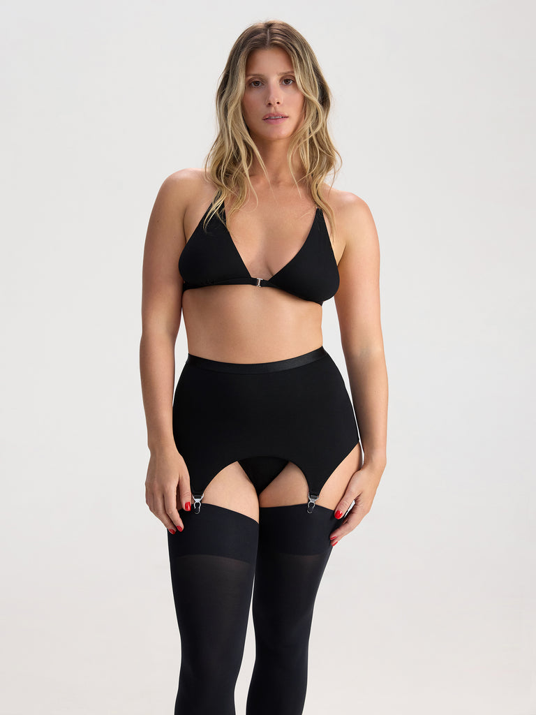 Black Classy Suspender Belt