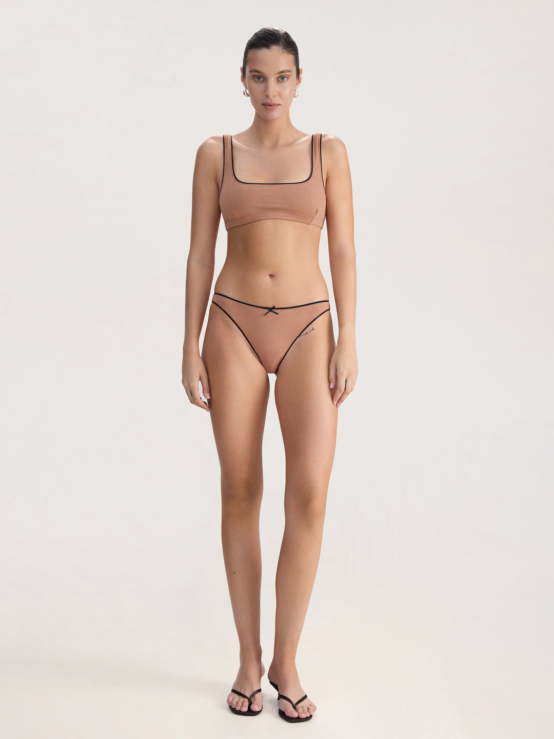 Top Carré in caramel 